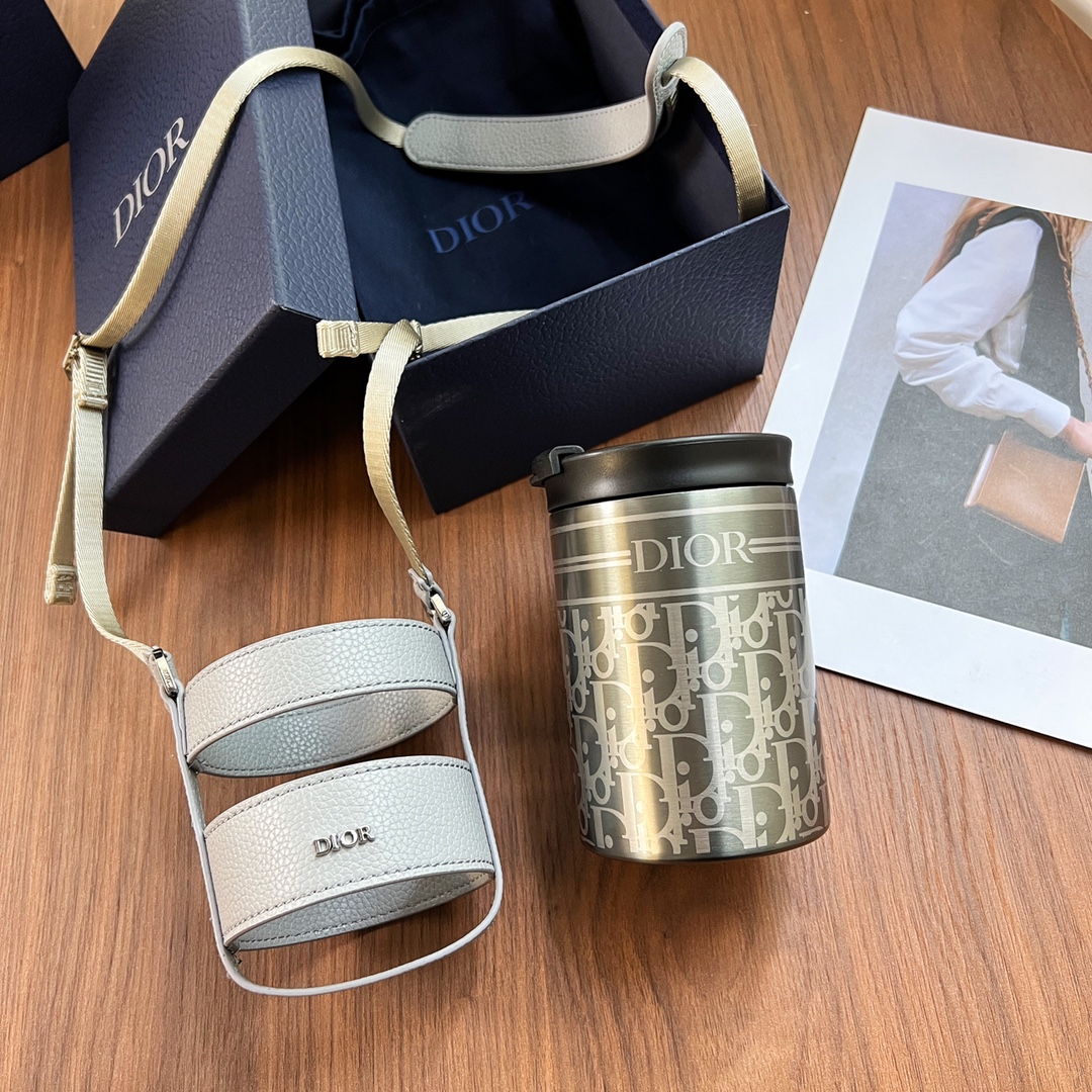 Dior Aqua Mug With Shoulder Strap Black For Women 5.5in/13.4cm 2ESKH324YMJ_H00N