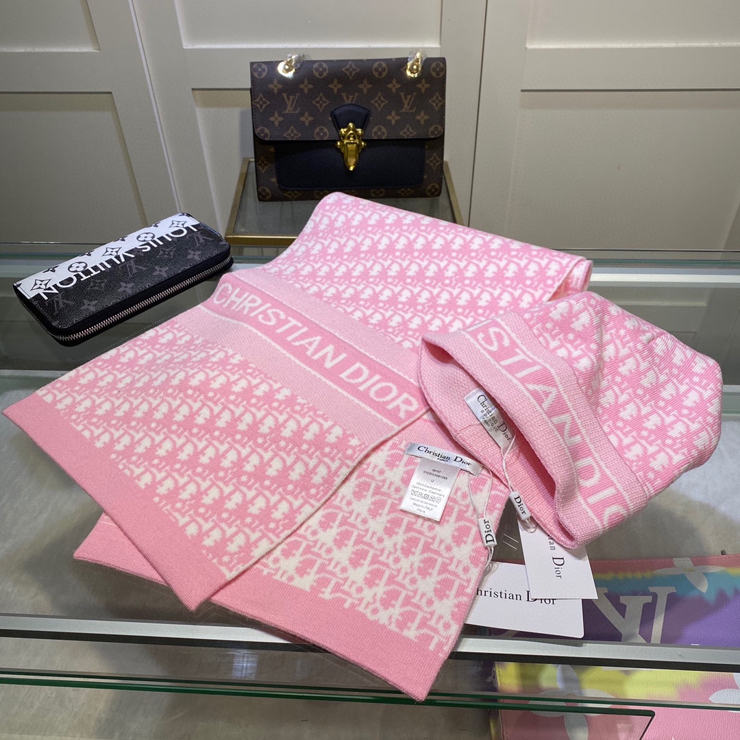 Dior Pompom Beanie & Scarf Set In Pink