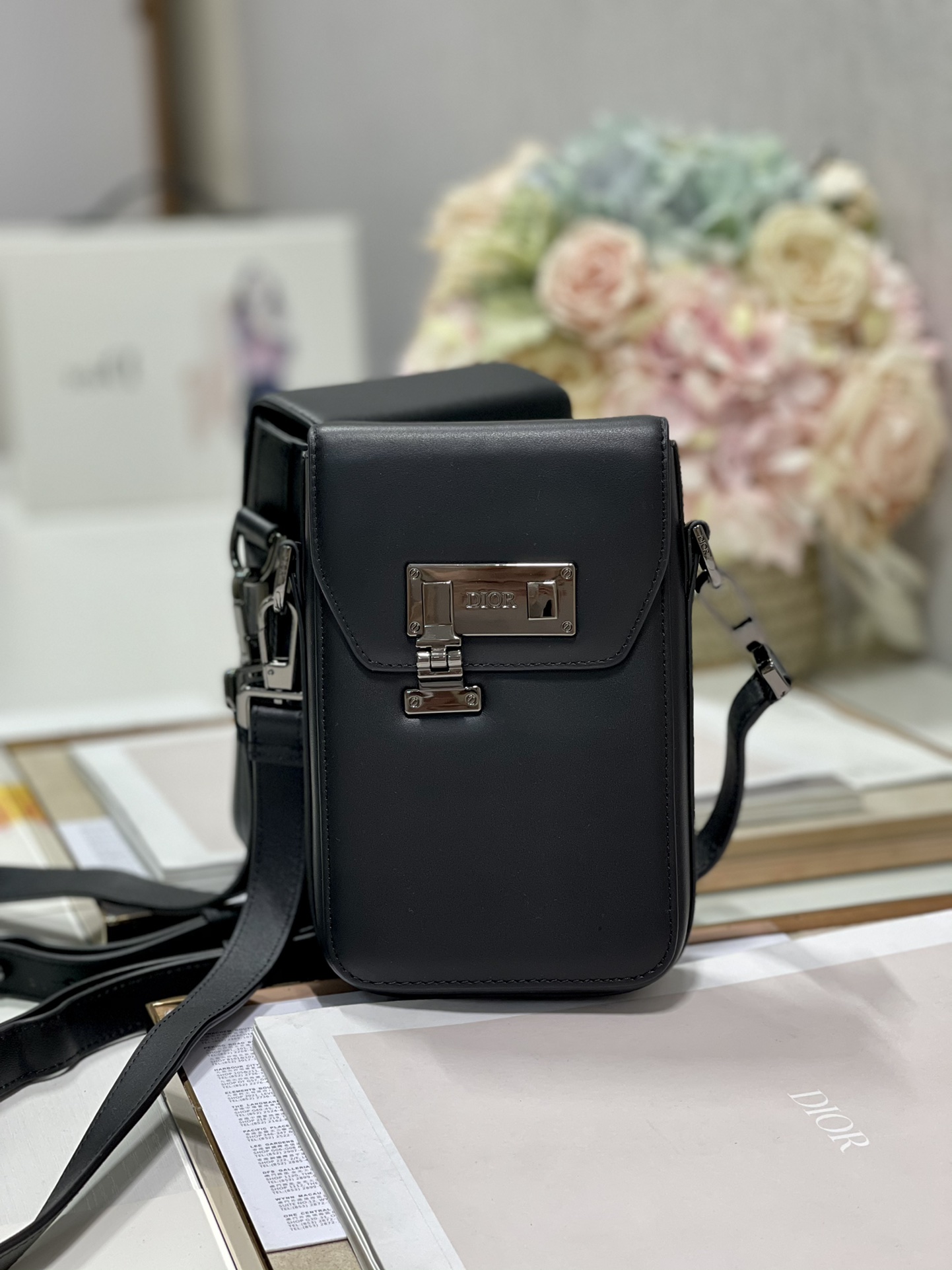 Dior Saddle Vertical Pouch With Strap Beige/Black For Women 8.5in/22cm 2ADCA446YKS_H27E