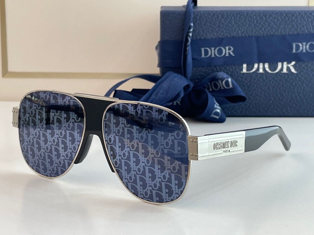 Dior Signature A3U