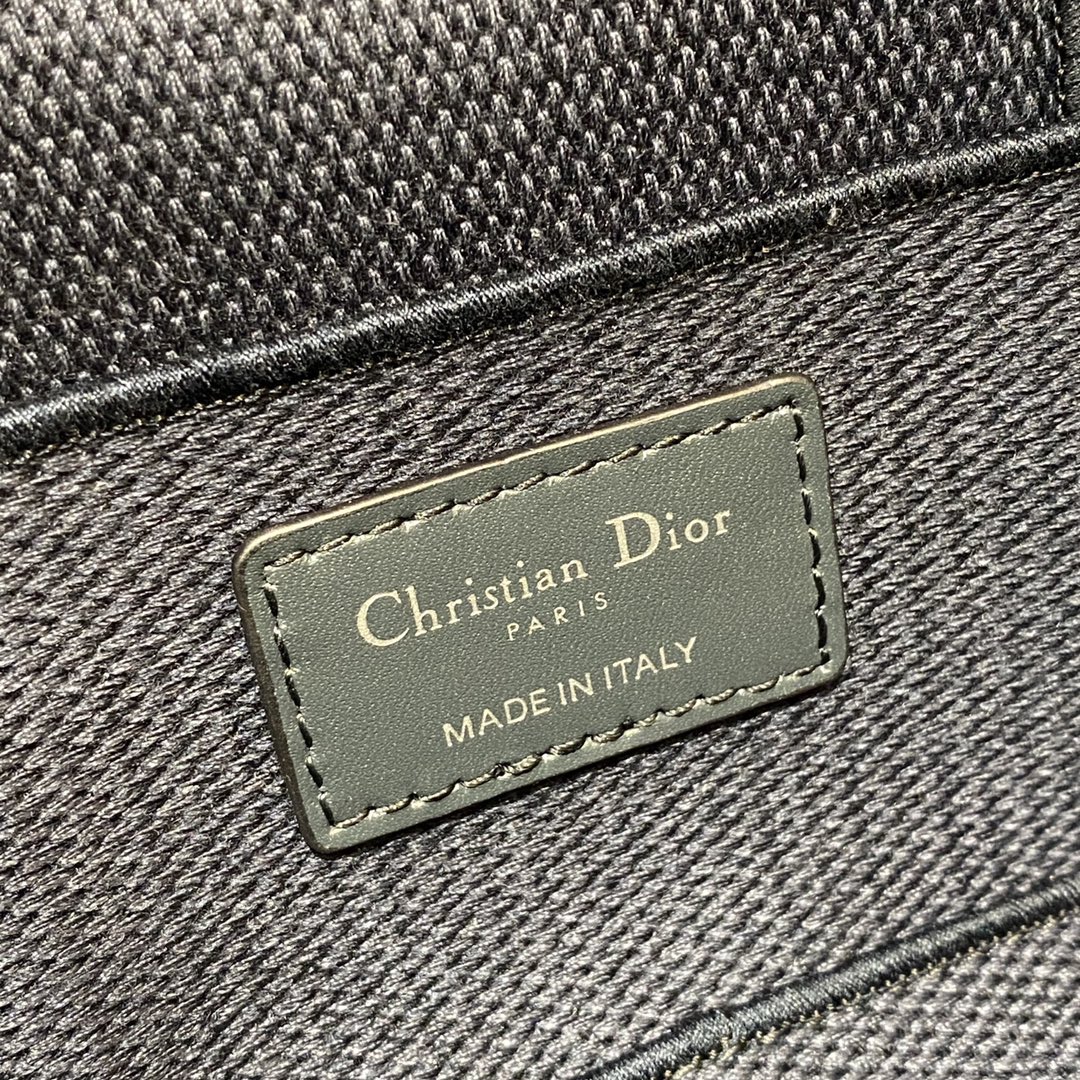 Dior Small Diortravel Vanity Case With Shoulder Strap Beige For Women 7.5in/18.5cm