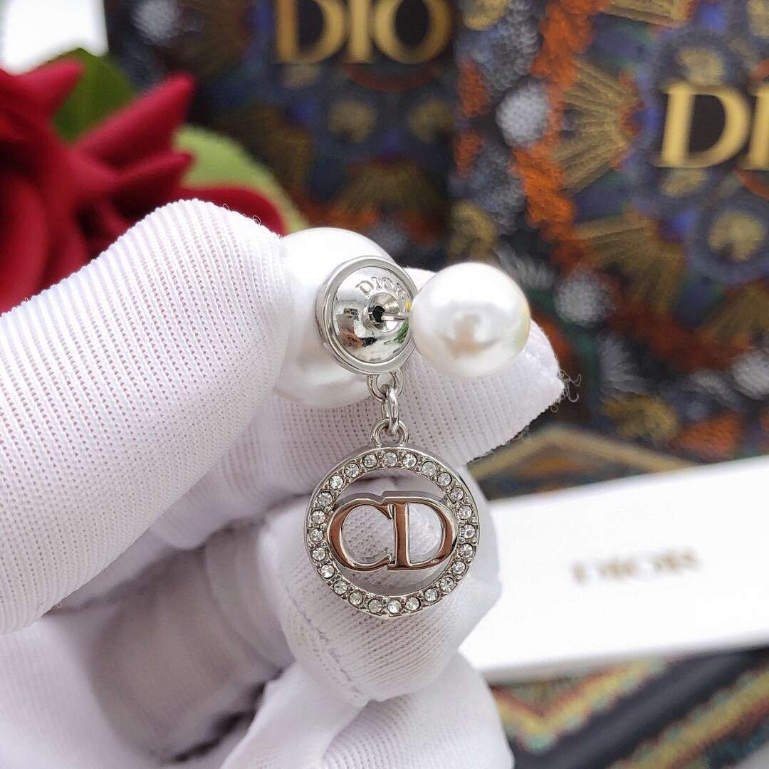 Dior Small Pearls Earrings Silver For Women