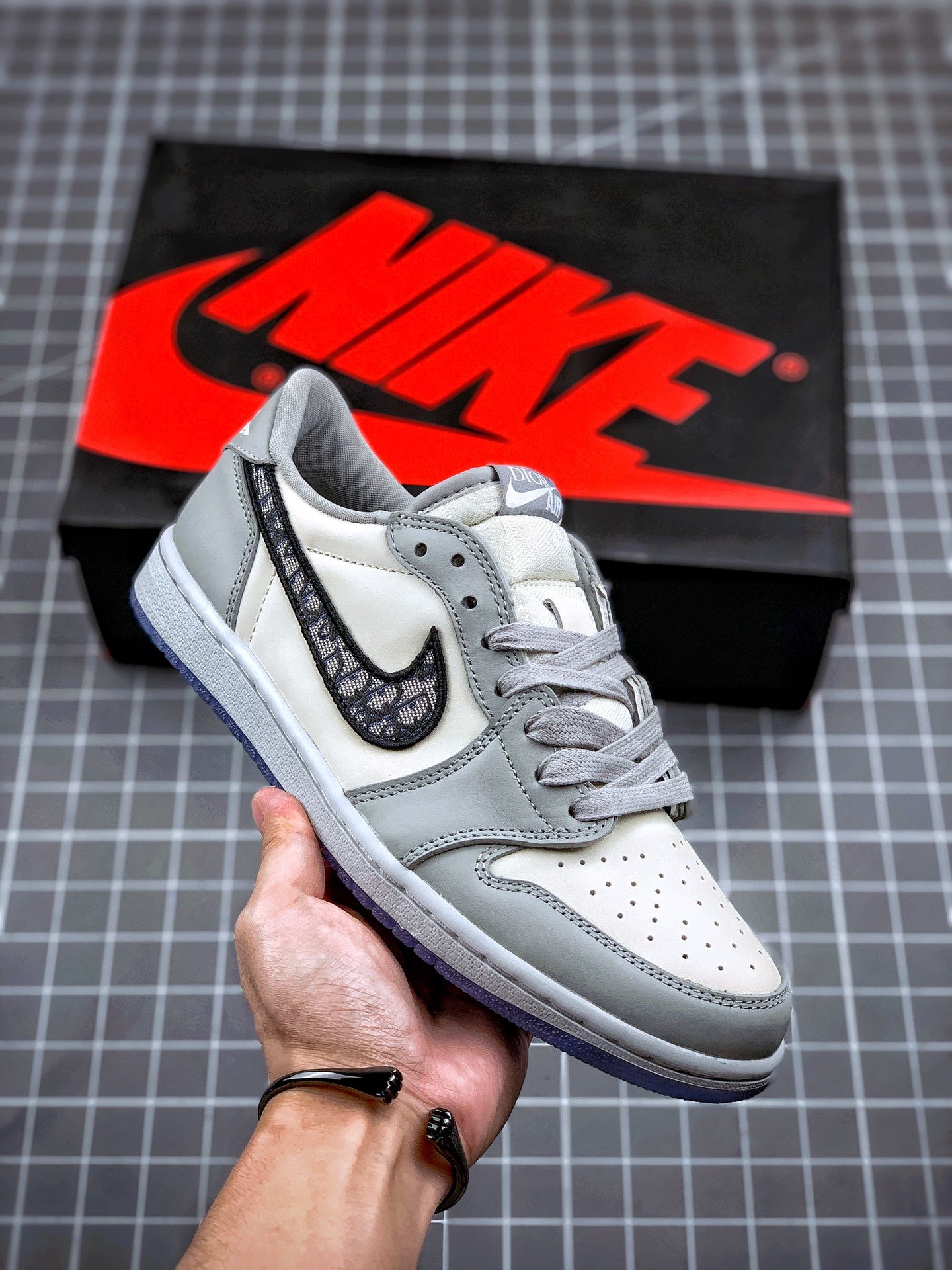 Dior x Air Jordan 1 Low Wolf Grey/Sail-Photon Dust-White For Sale