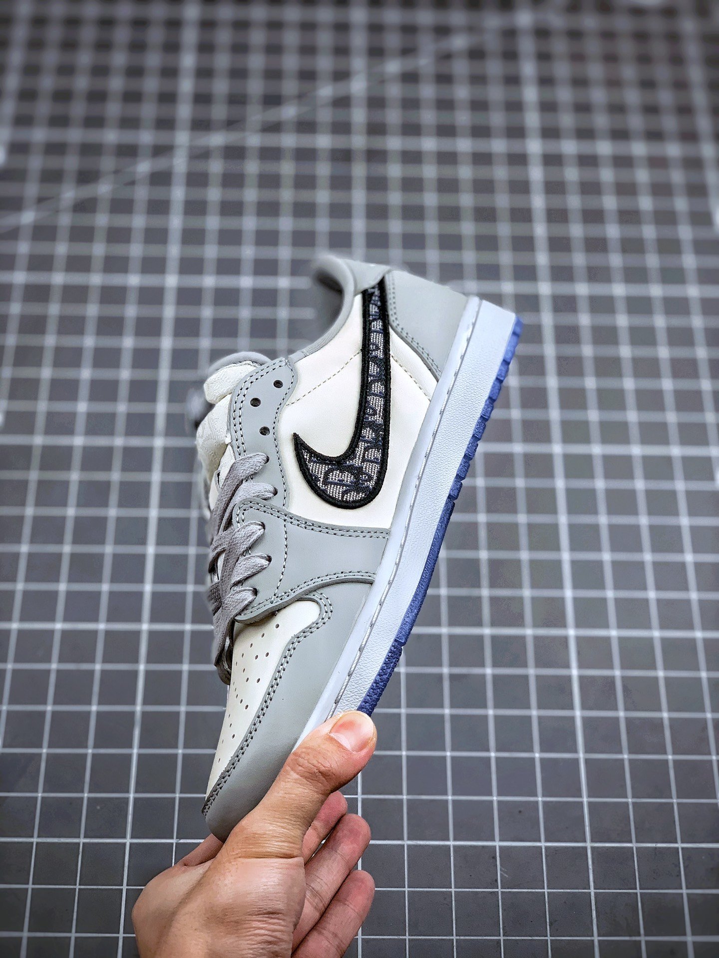 Dior x Air Jordan 1 Low Wolf Grey/Sail-Photon Dust-White For Sale