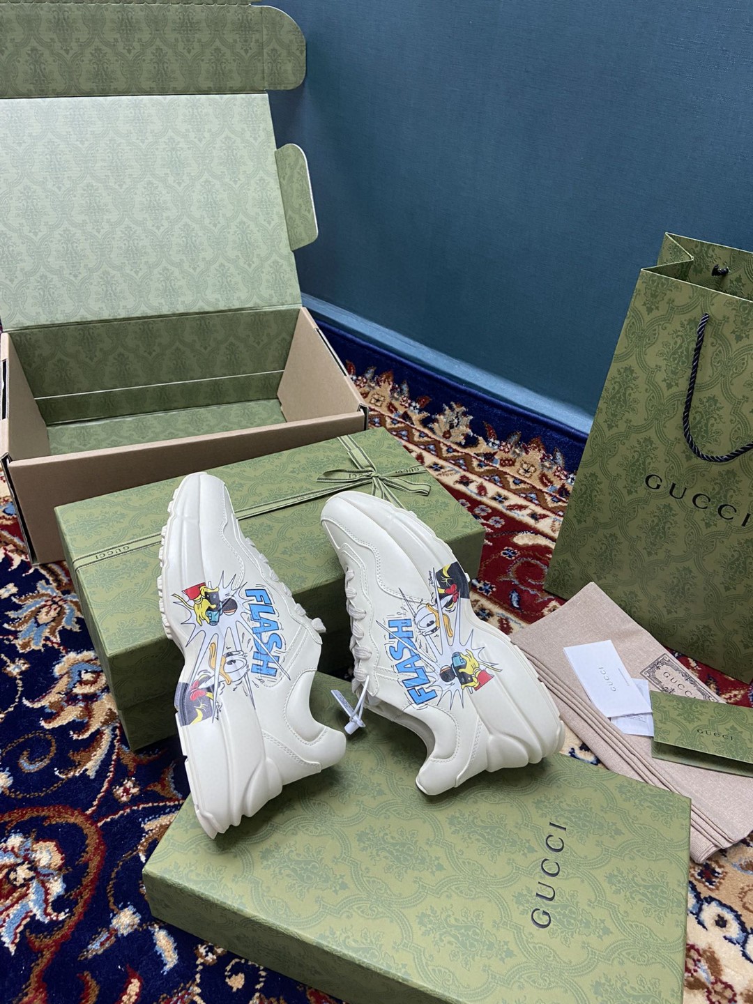 Disney x Gucci Women’s Rhyton Sneakers With Donald Duck White Ivory For Women 646509-DRW00-9522
