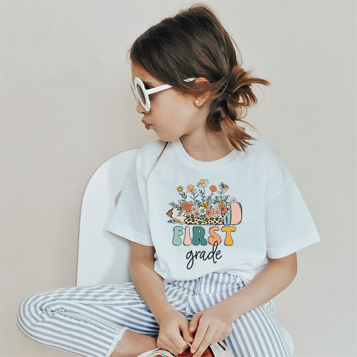 First Day Of School Outfits First Grade Back To School Retro Flower T-Shirt