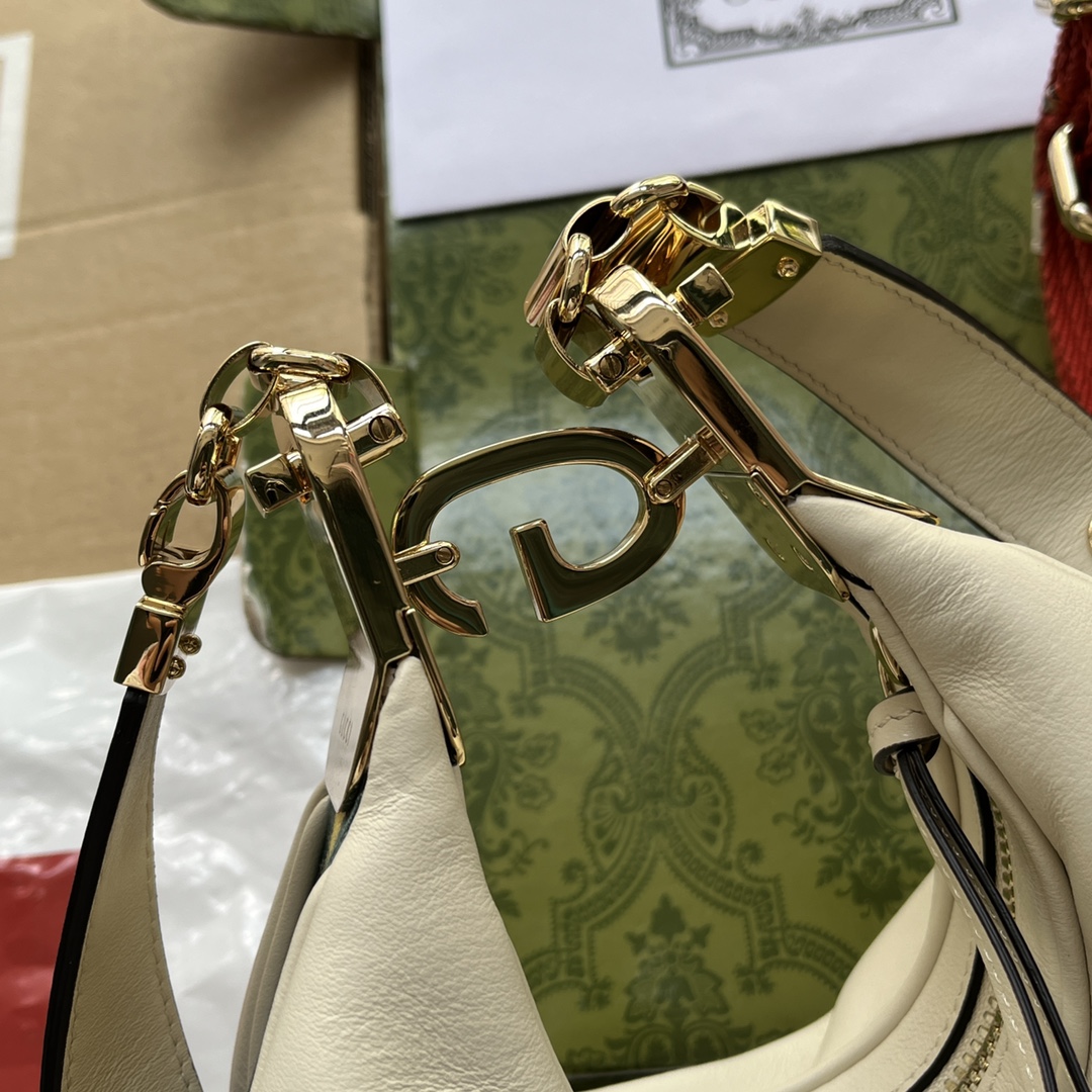 Gucci Atache Small Shoulder Bag White For Women, Women’s Bags 9in/23cm GG 699409 UXWBG 9109