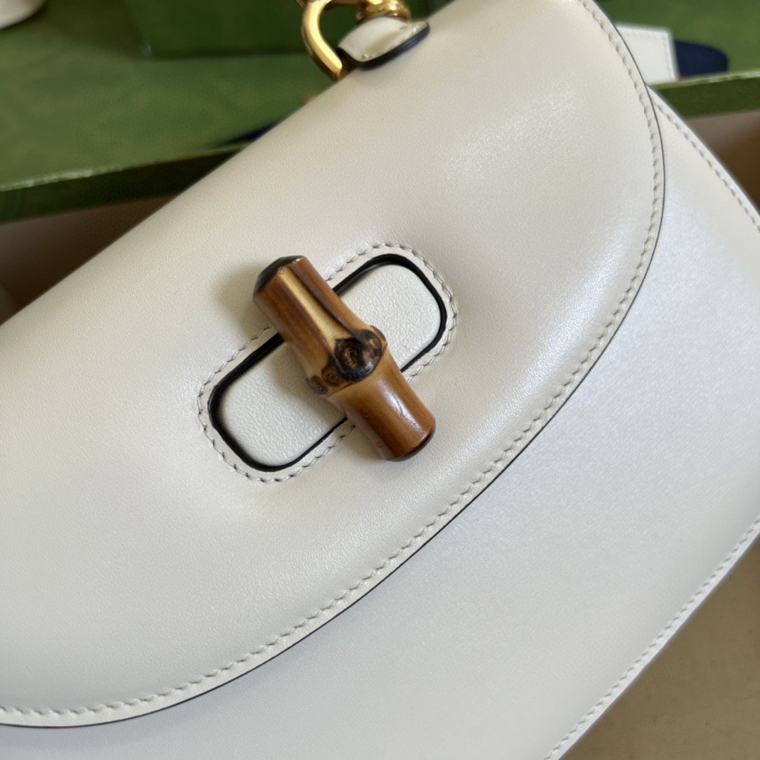 Gucci Bamboo 1947 Small Top Handle Bag White For Women 8.3in/21cm GG 675797 10ODT 8454
