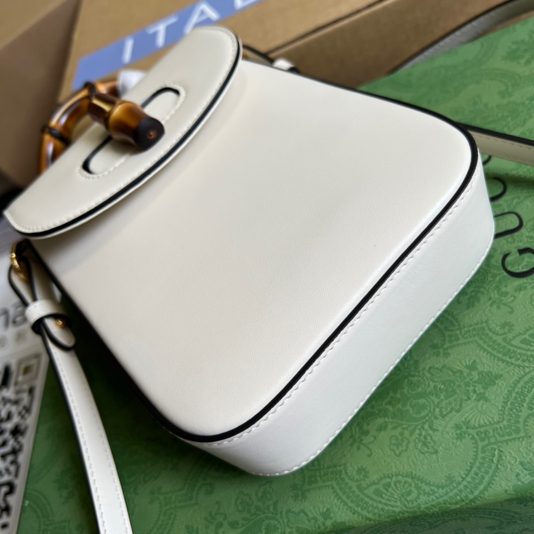Gucci Bamboo Mini Handbag White For Women, Women’s Bags 6.2in/16cm GG 702106 UZY0T 9022