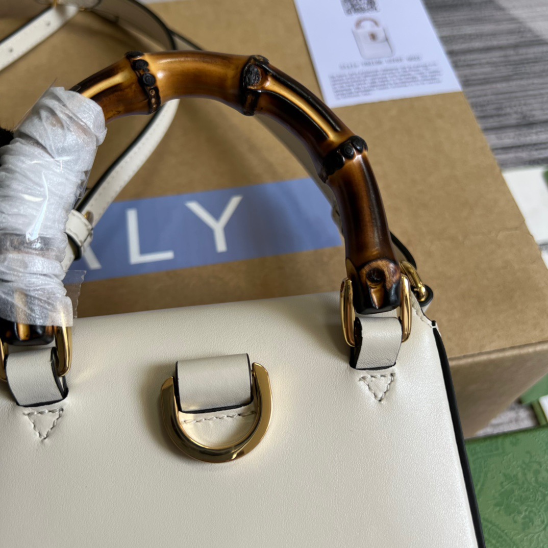 Gucci Bamboo Mini Handbag White For Women, Women’s Bags 6.2in/16cm GG 702106 UZY0T 9022