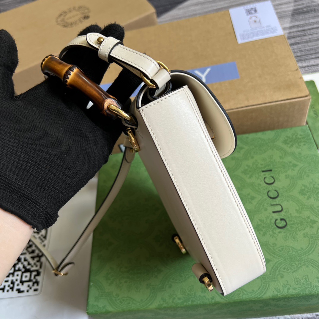 Gucci Bamboo Mini Handbag White For Women, Women’s Bags 6.2in/16cm GG 702106 UZY0T 9022