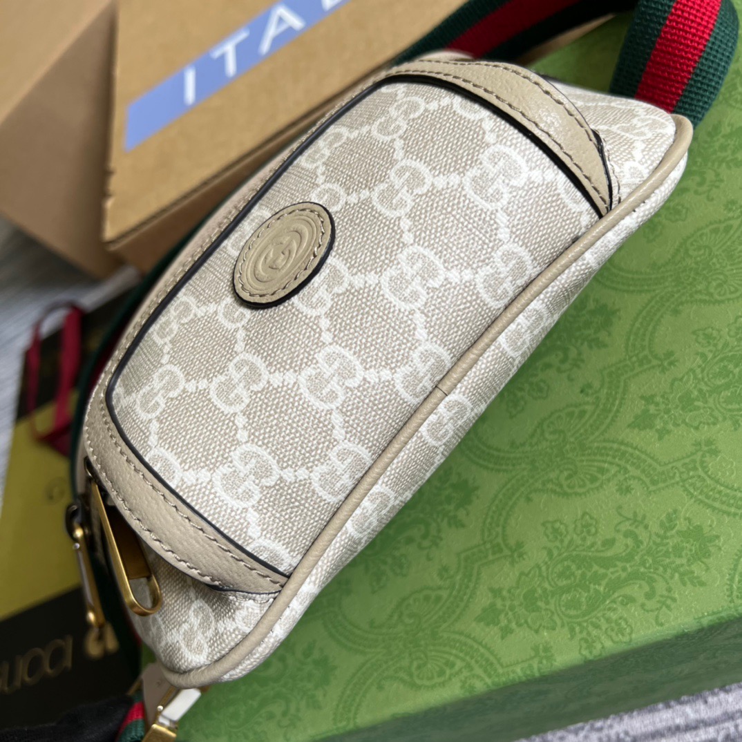 Gucci Belt Bag With Interlocking G Beige And White GG Sumpreme Canvas For Women  9in/23cm GG 682933 UULCT 9682