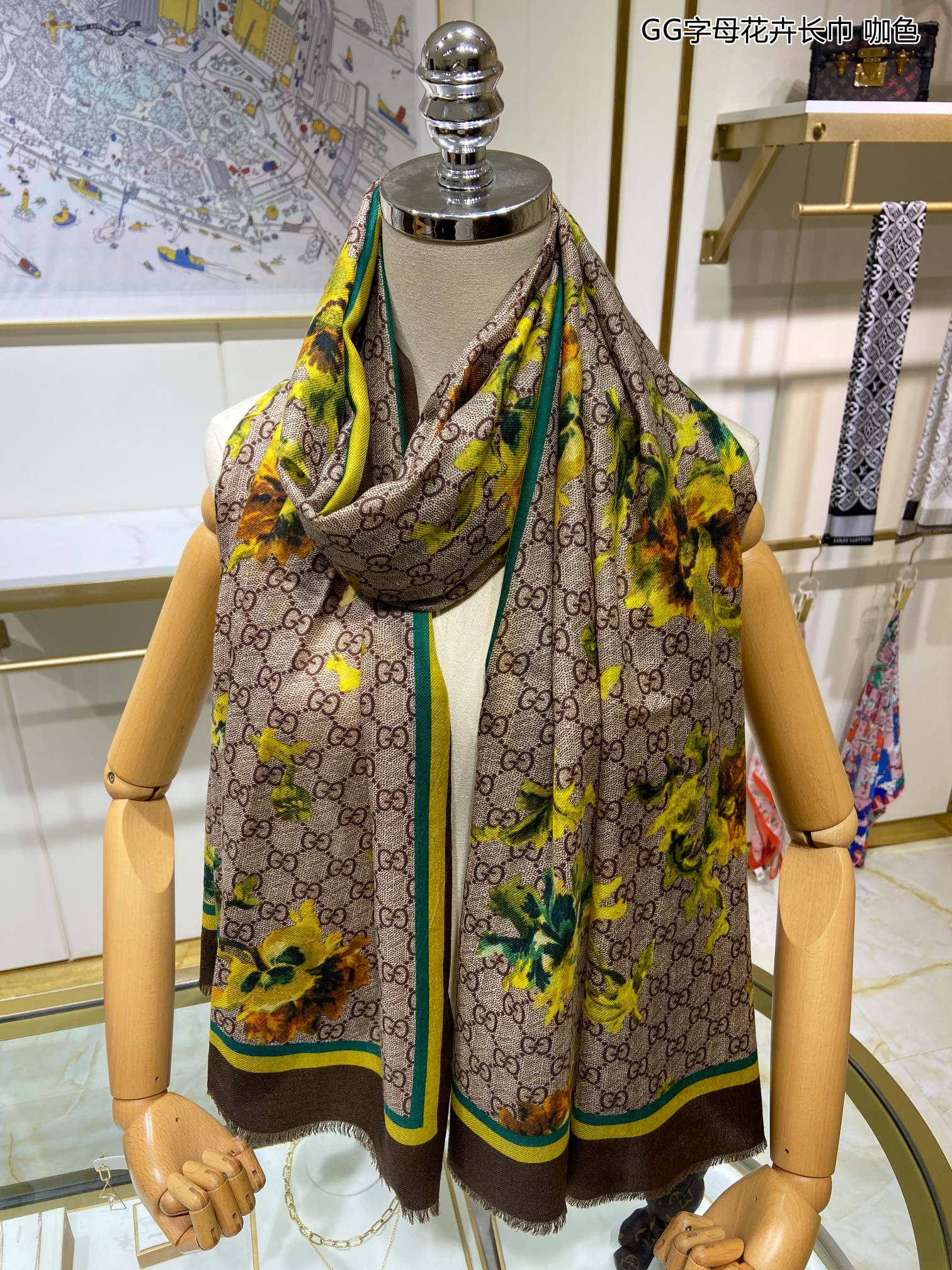Gucci Cashmere Flower Printed Patterns Multicolor in Brown Scarf 150cm/71in