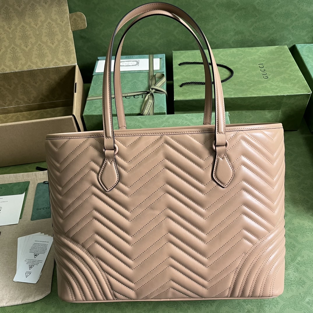 Gucci Casual Style Logo Totes Cream/Black For Women 38.5cm / 15.1in 739684 DAAAH 2754