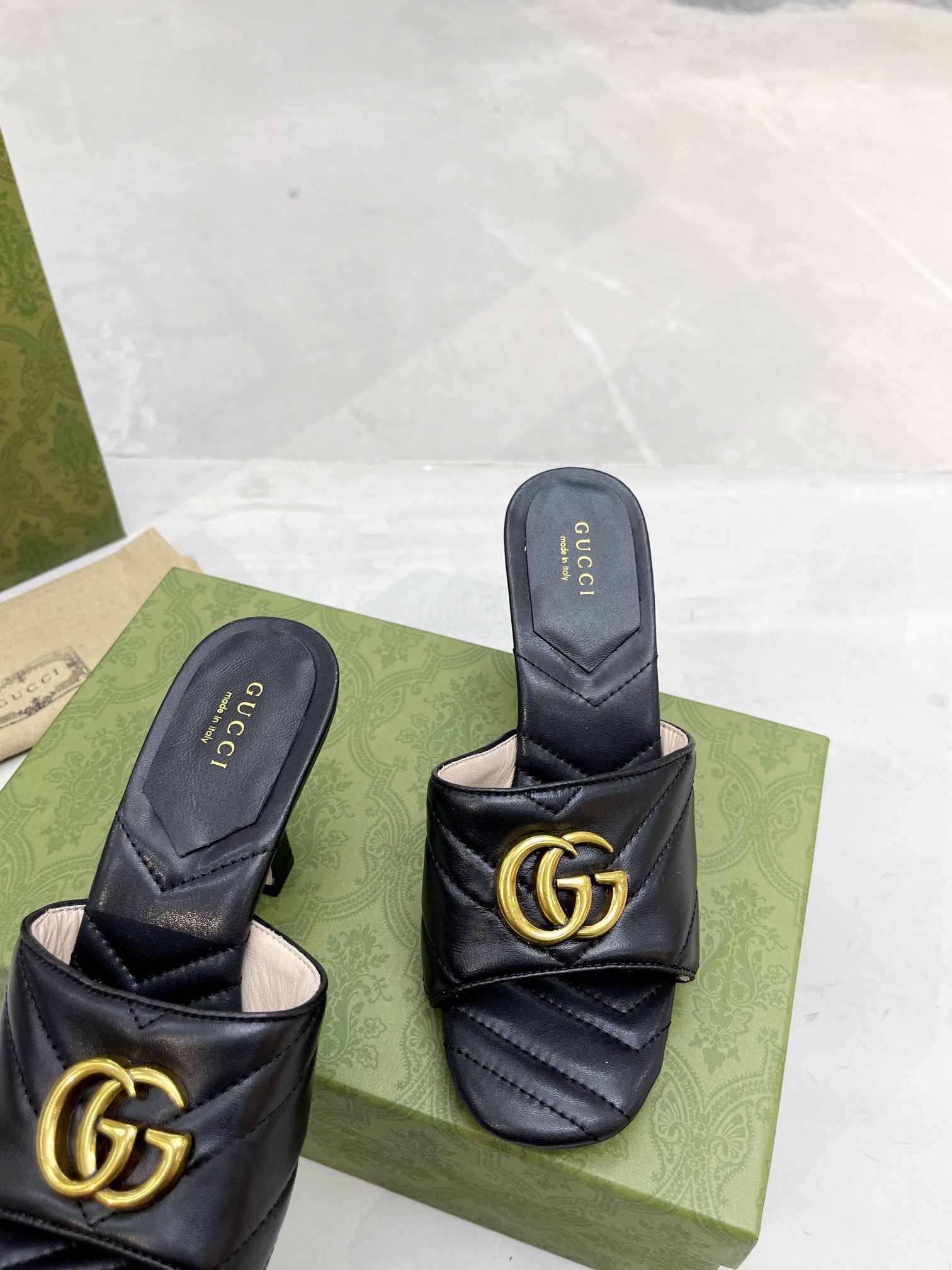 Gucci Double G Slide Sandal Chevron Matelasse Black For Women GG 674839 BKO00 1000