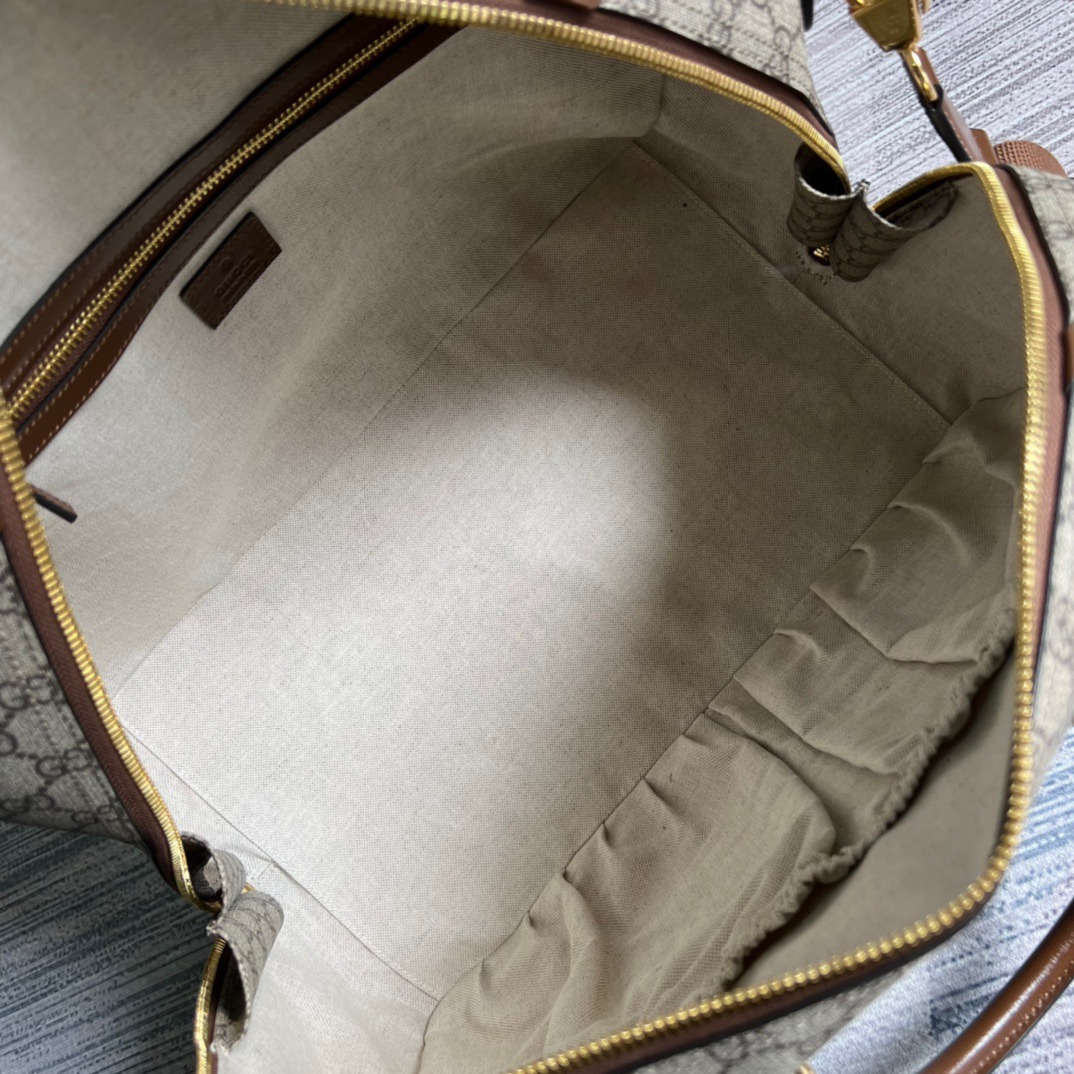 Gucci Duffle Bag With Interlocking G Brown For Men 16.5in/42cm 696014 92THG 8563