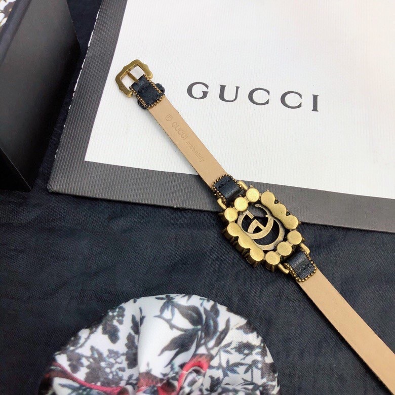 Gucci Engraved Douple G Bracelet Black For Women