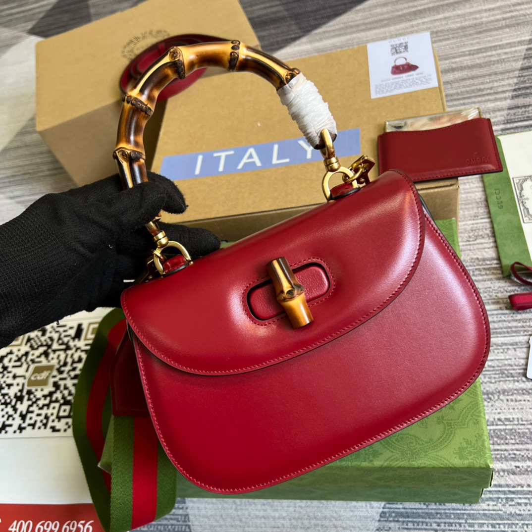Gucci GG Bamboo 1947 Jumbo GG Small Bag White/ Brown/ Red For Women 8.3 in/ 21 cm