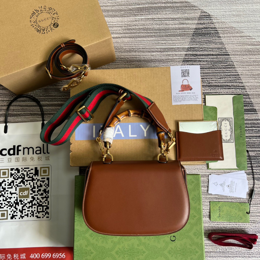 Gucci GG Bamboo 1947 Jumbo GG Small Bag White/ Brown/ Red For Women 8.3 in/ 21 cm