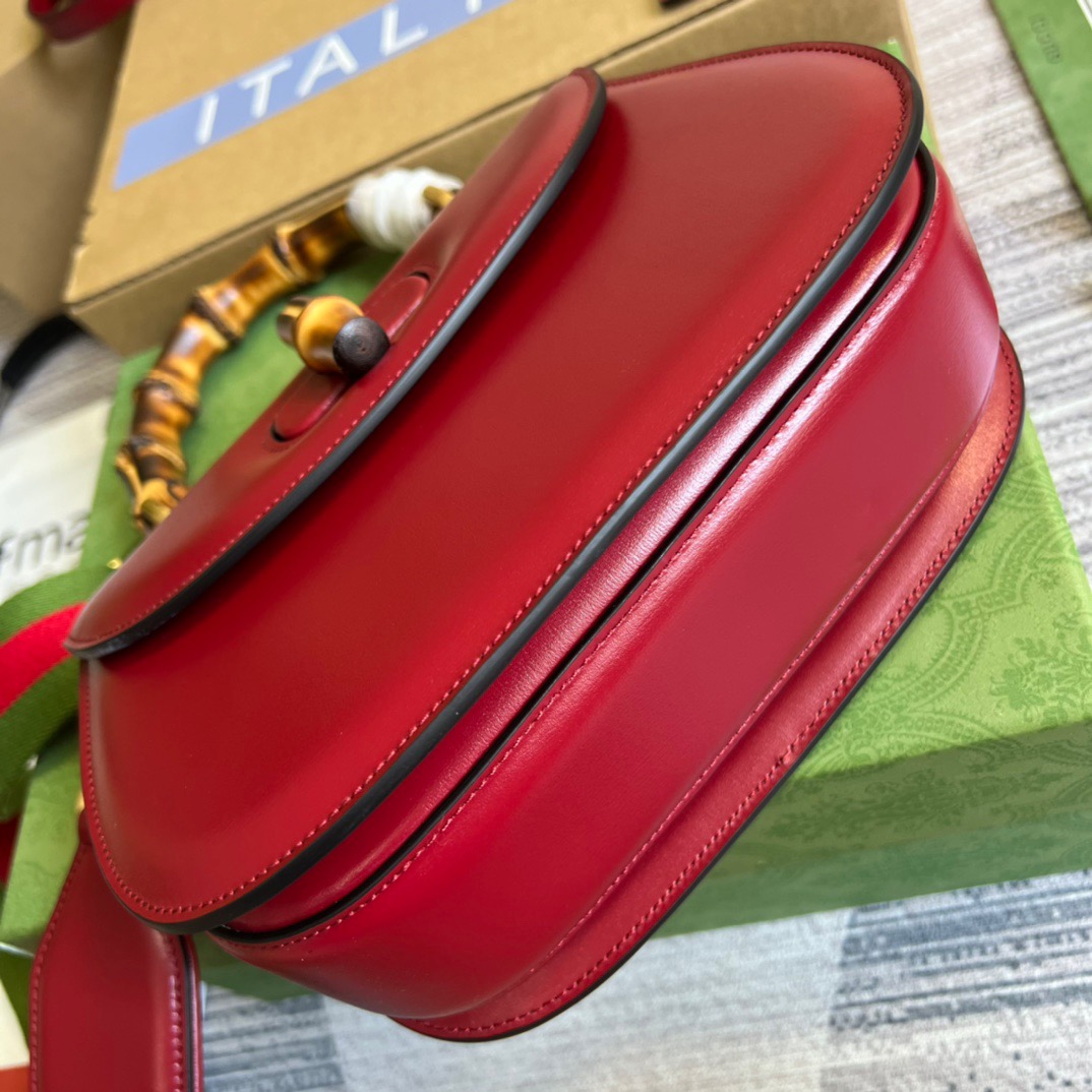 Gucci GG Bamboo 1947 Jumbo GG Small Bag White/ Brown/ Red For Women 8.3 in/ 21 cm