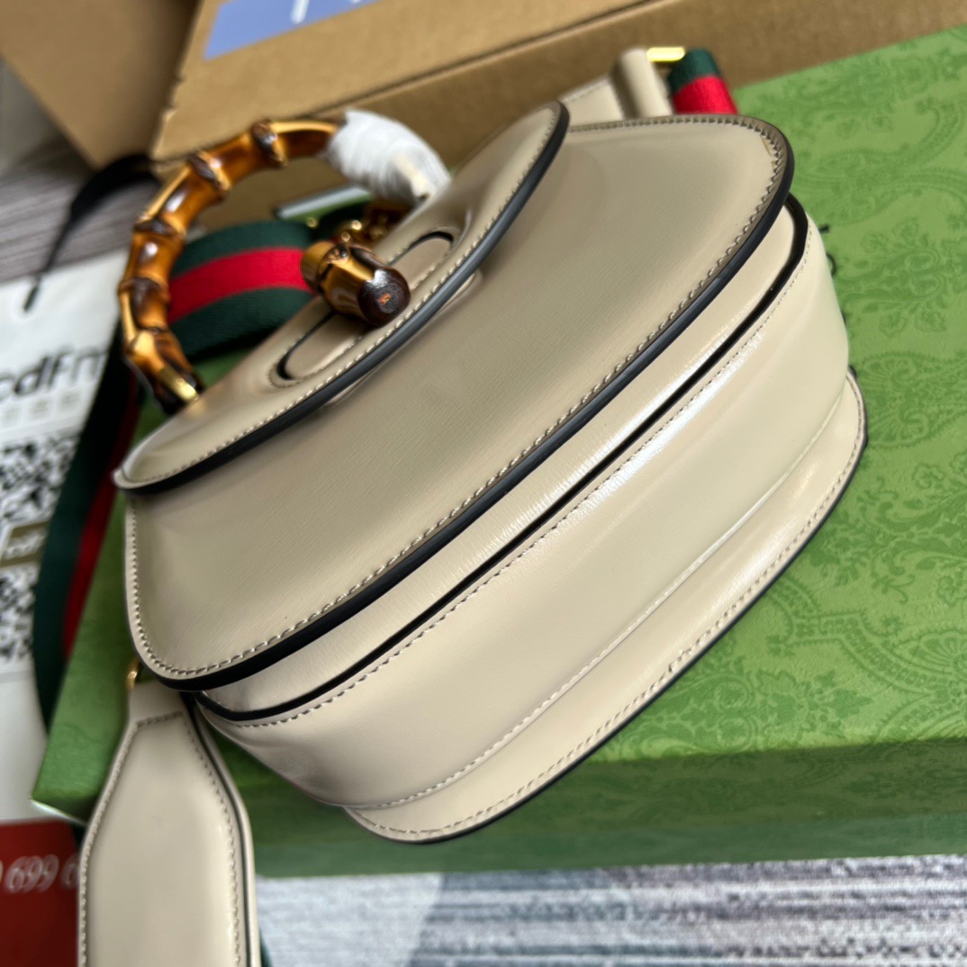 Gucci GG Bamboo 1947 Mini Top Handle Bag White/ Brown/ Red For Women 686864 10ODT 8454 6.7 in/ 17 cm