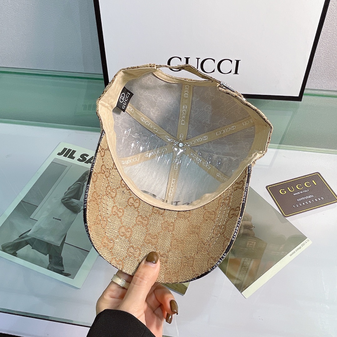 Gucci GG Canvas Baseball Cap Beige