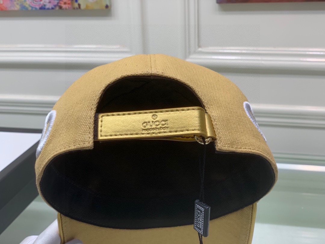 Gucci GG Canvas Baseball Cap Beige