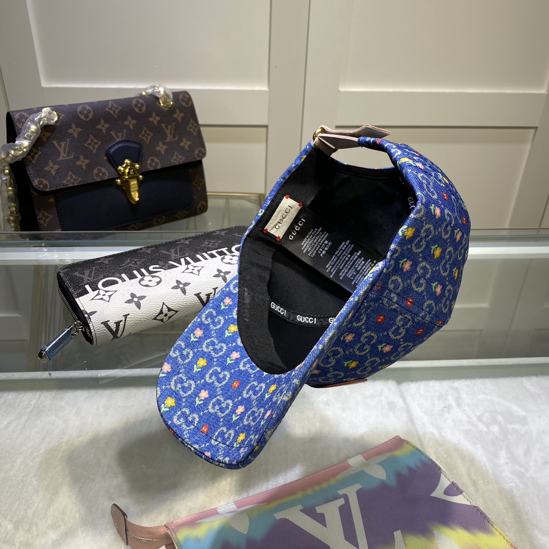 Gucci GG Canvas Baseball Cap Blue