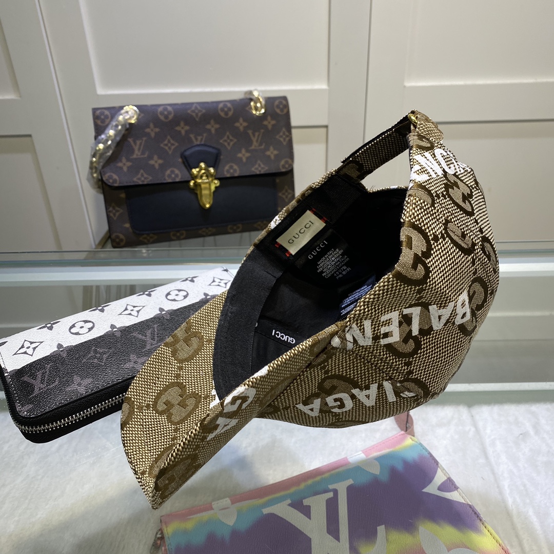 Gucci GG Canvas Baseball Cap Brown