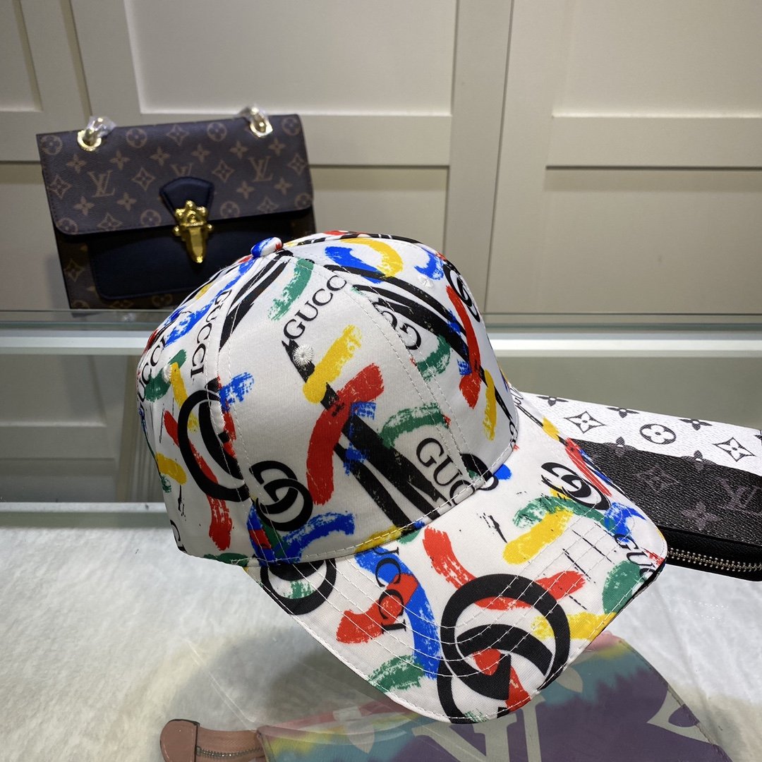 Gucci GG Canvas Baseball Cap Multiple Color