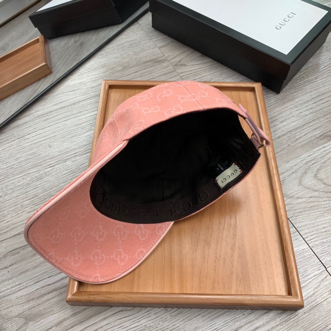 Gucci GG Canvas Baseball Cap Pink