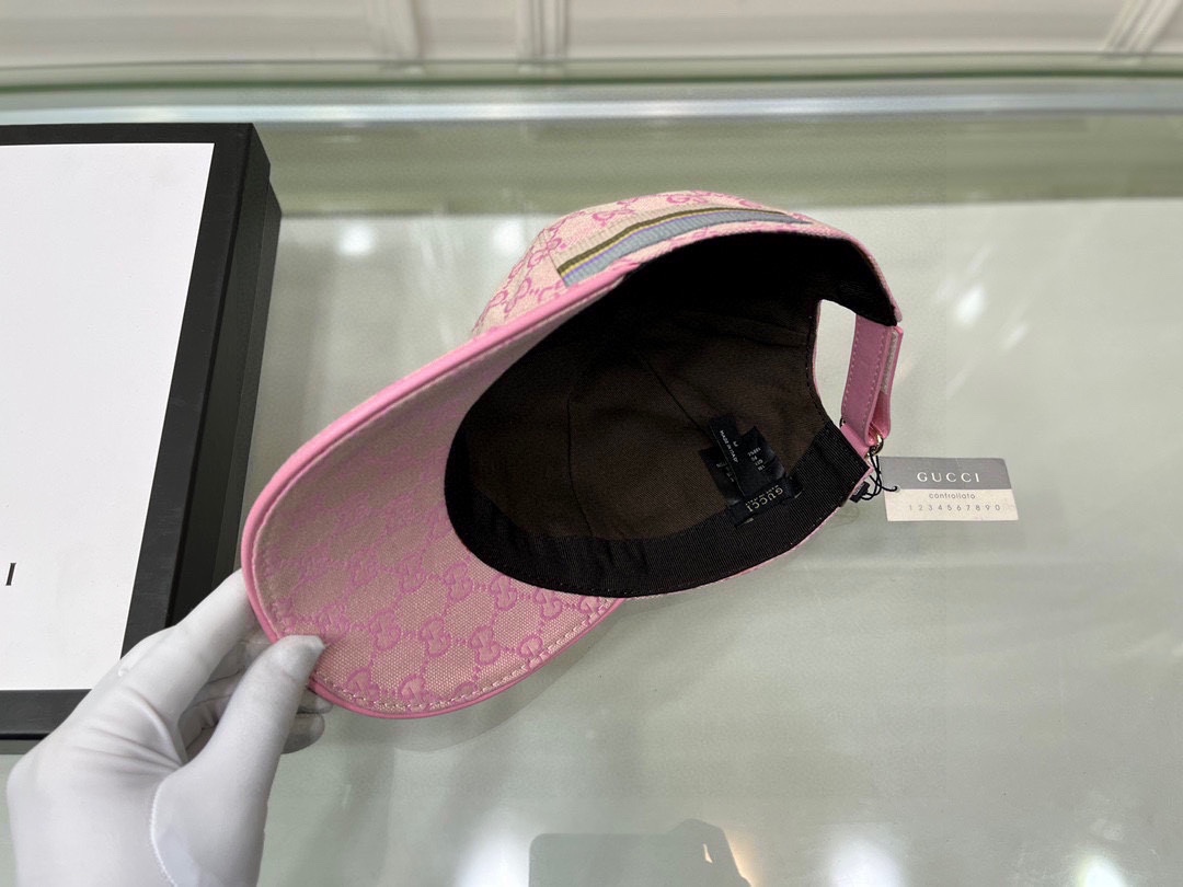 Gucci GG Canvas Baseball Cap Pink