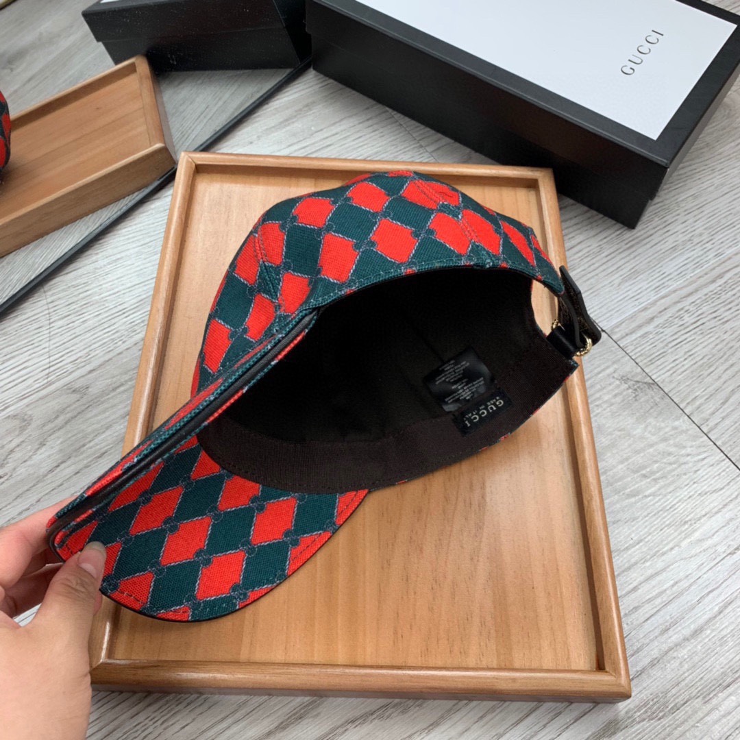 Gucci GG Canvas Baseball Cap Red