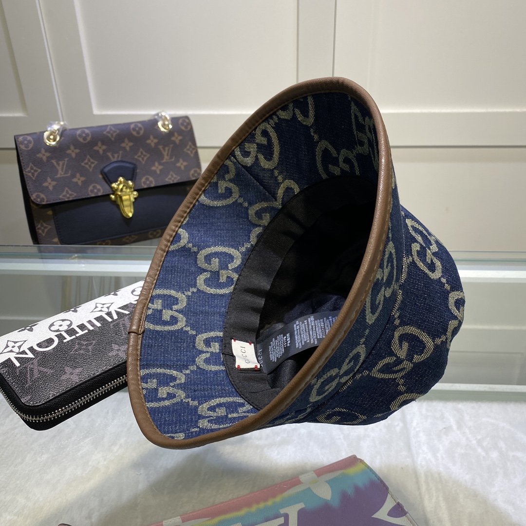 Gucci GG Canvas Bucket Hat Blue