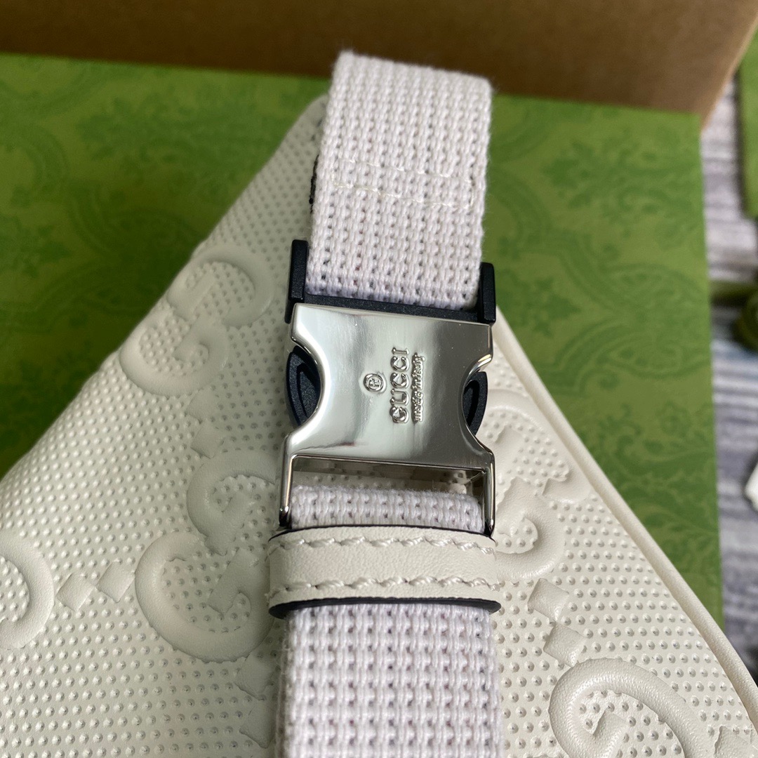 Gucci GG Embossed Belt Bag White GG Embossed For Men  9.1in/23cm GG 658582 1W3CN 9022