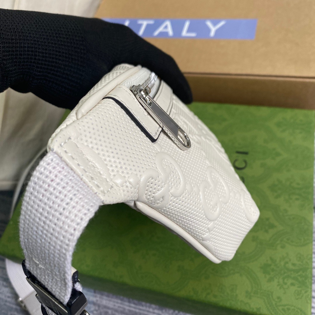 Gucci GG Embossed Belt Bag White GG Embossed For Men  9.1in/23cm GG 658582 1W3CN 9022