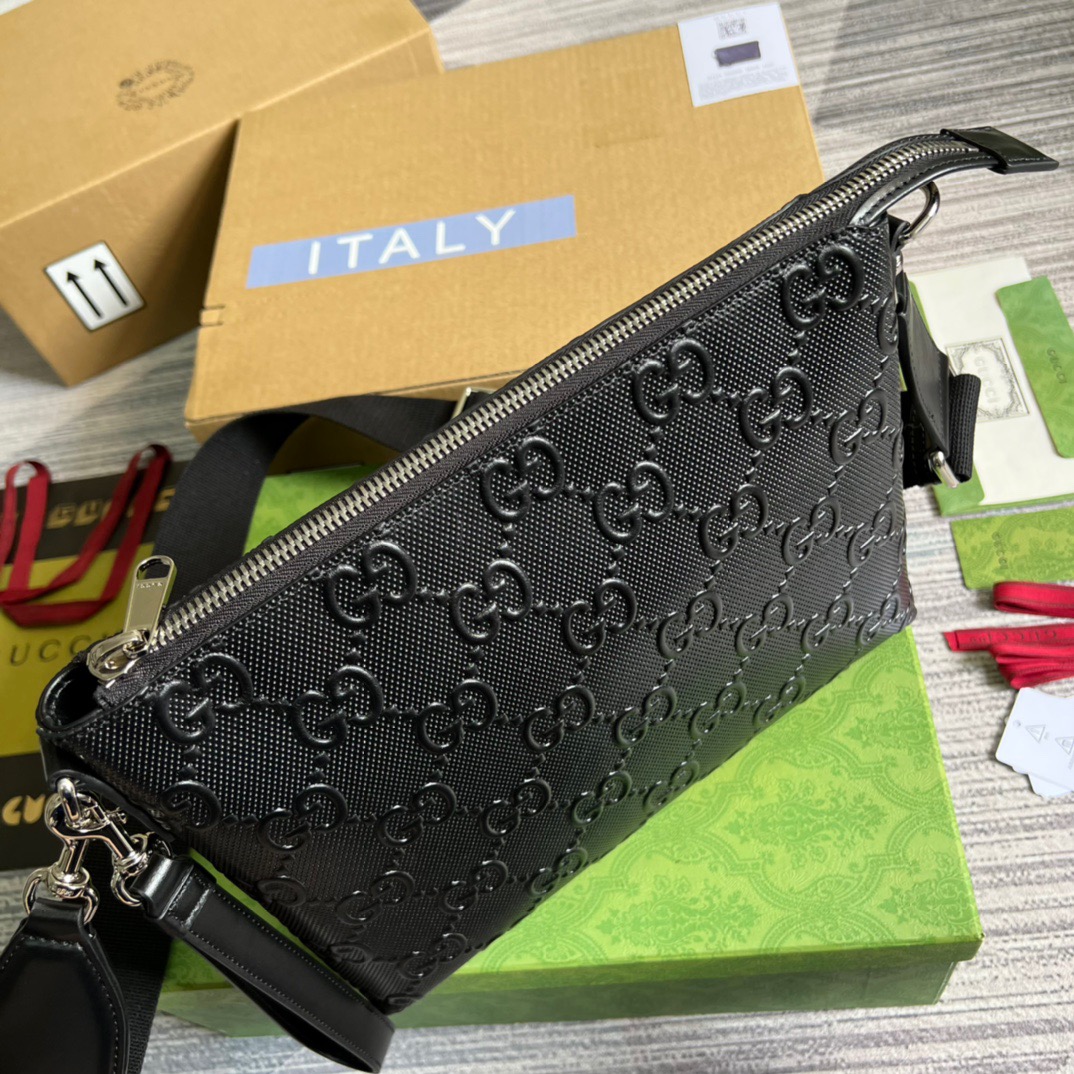 Gucci GG Embossed Medium Messenger Bag Black GG Embossed For Men 12in/31cm GG 696009 1W3CN 1000