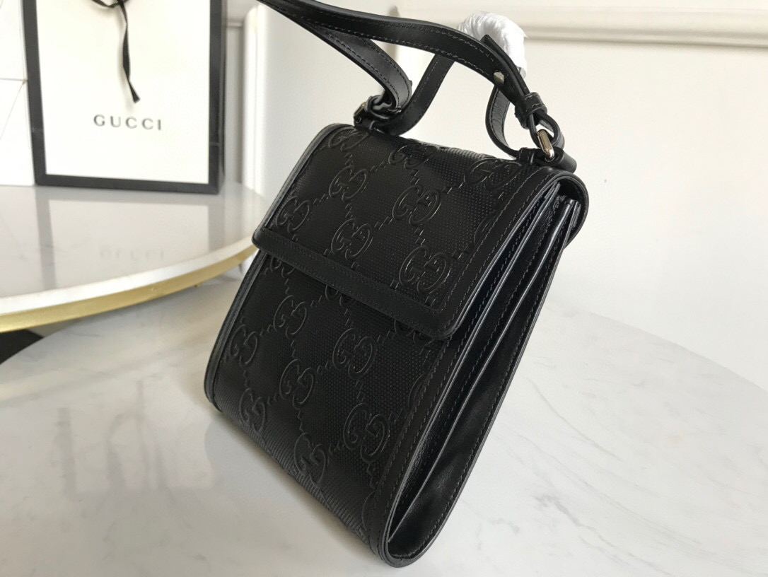 Gucci GG Embossed Messenger Bag Black GG Embossed For Men 8.1in/20.5cm GG 625782 1W3AN 1000465