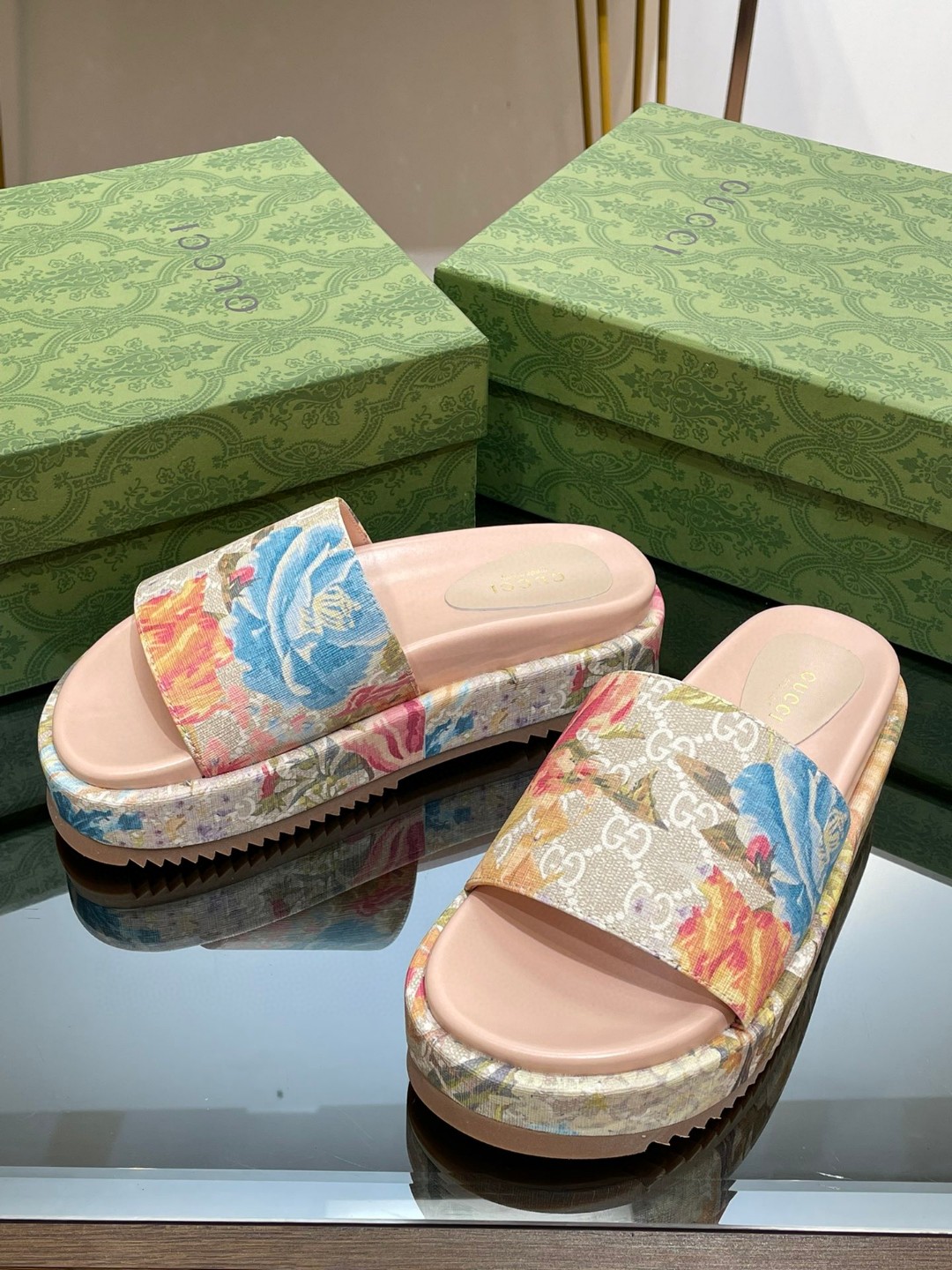 Gucci Gg Flora Slide Sandal Multicolor For Women