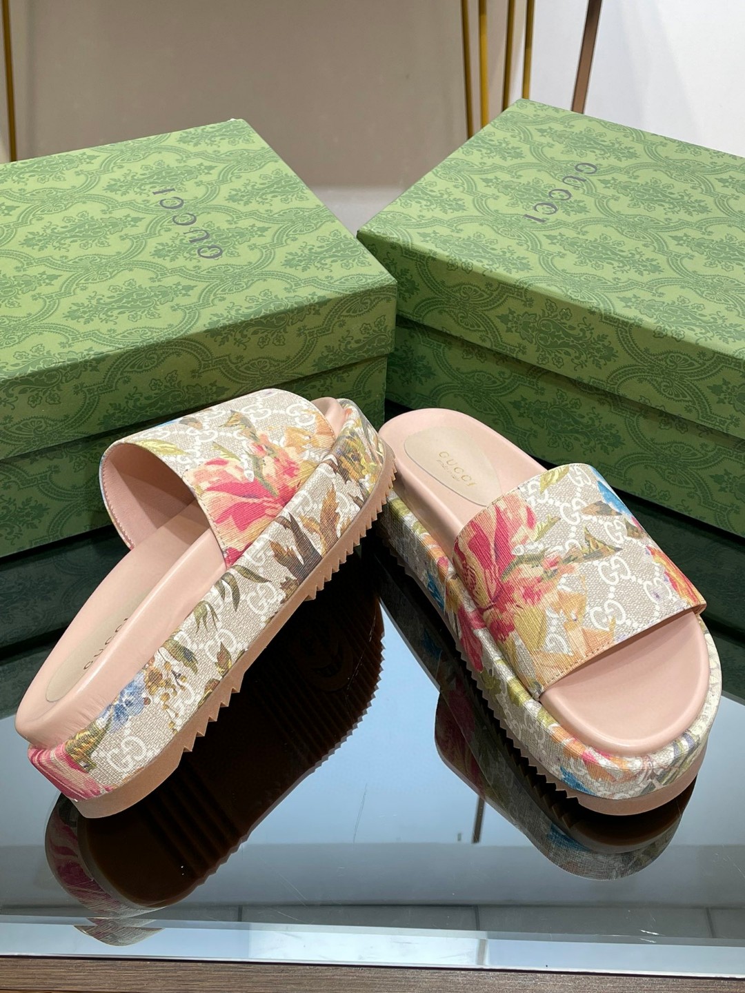 Gucci Gg Flora Slide Sandal Multicolor For Women