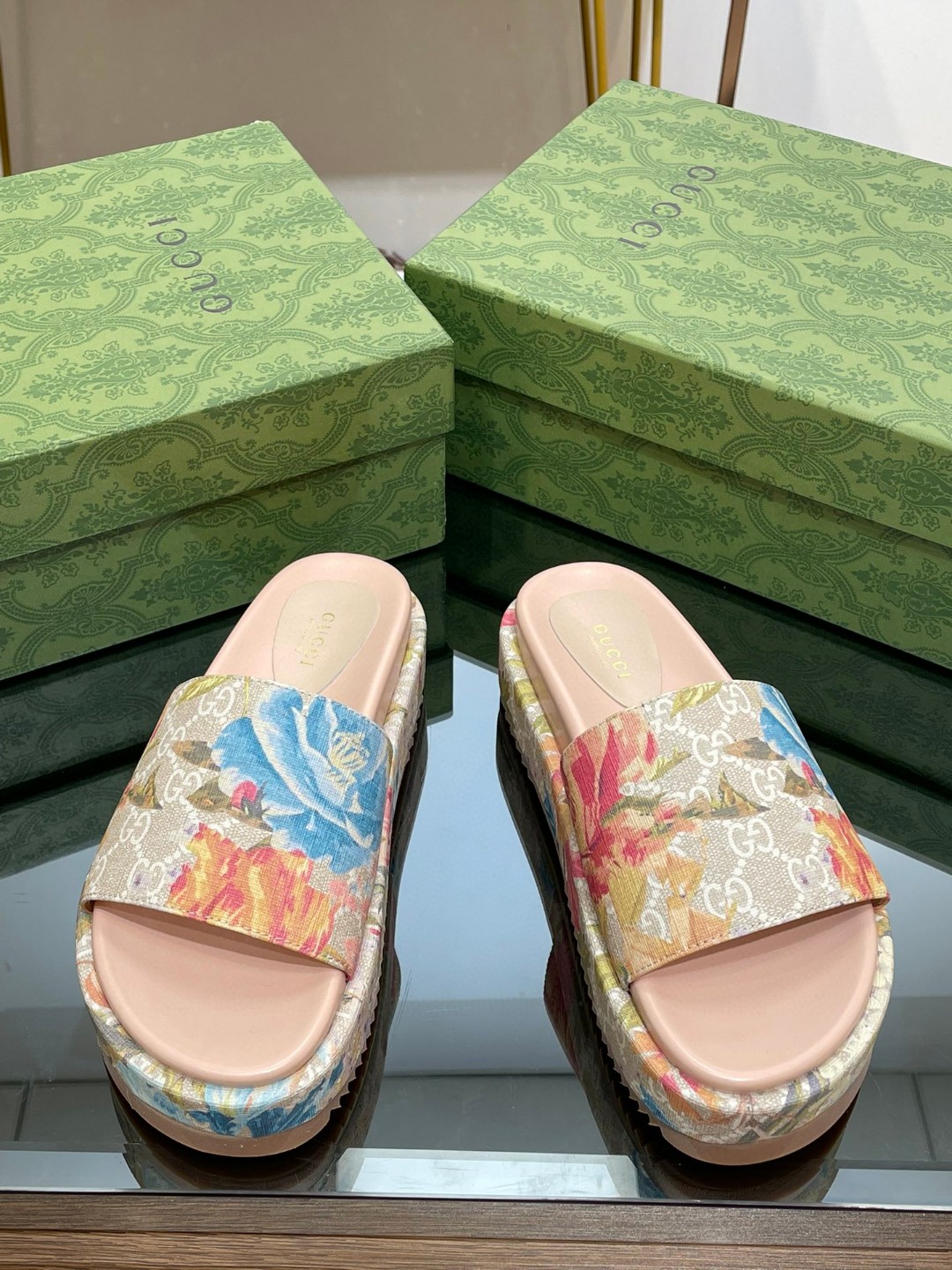 Gucci Gg Flora Slide Sandal Multicolor For Women