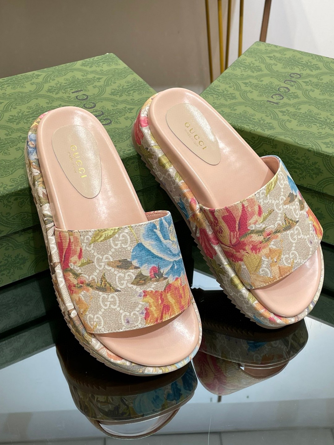 Gucci Gg Flora Slide Sandal Multicolor For Women