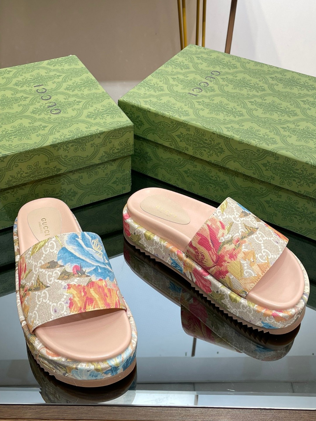 Gucci Gg Flora Slide Sandal Multicolor For Women