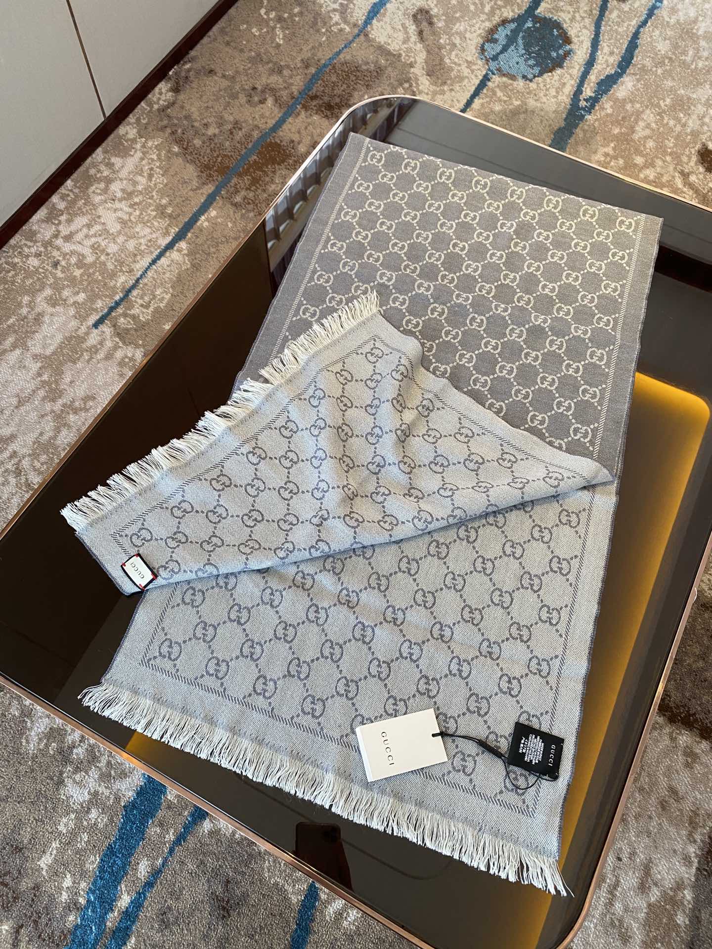 Gucci GG Lamé Lacquard Stole Scarf Light Grey 71in/180cm