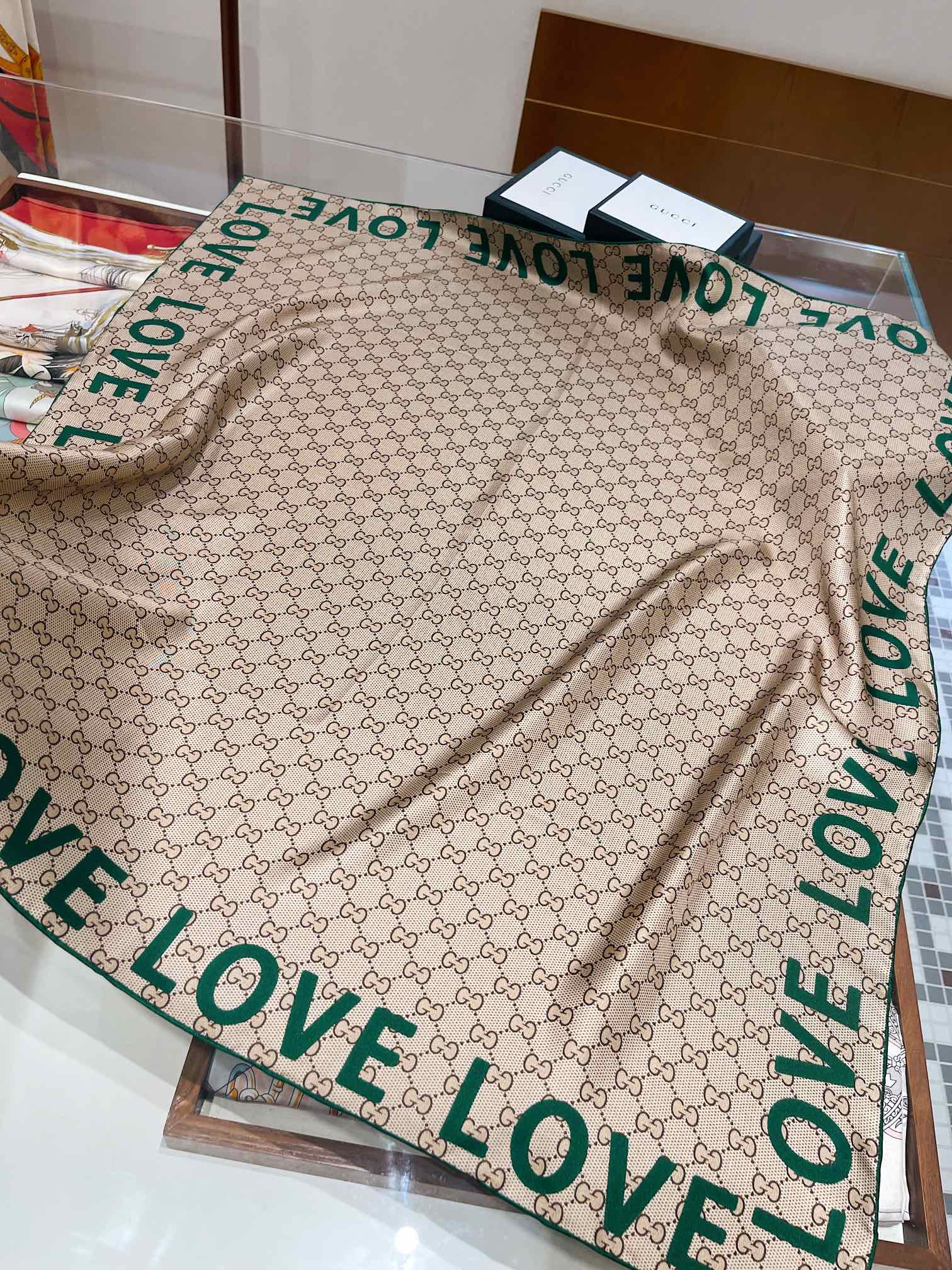 Gucci GG ‘Love’ Print silk Beige and Green Scarf 90cm/35in