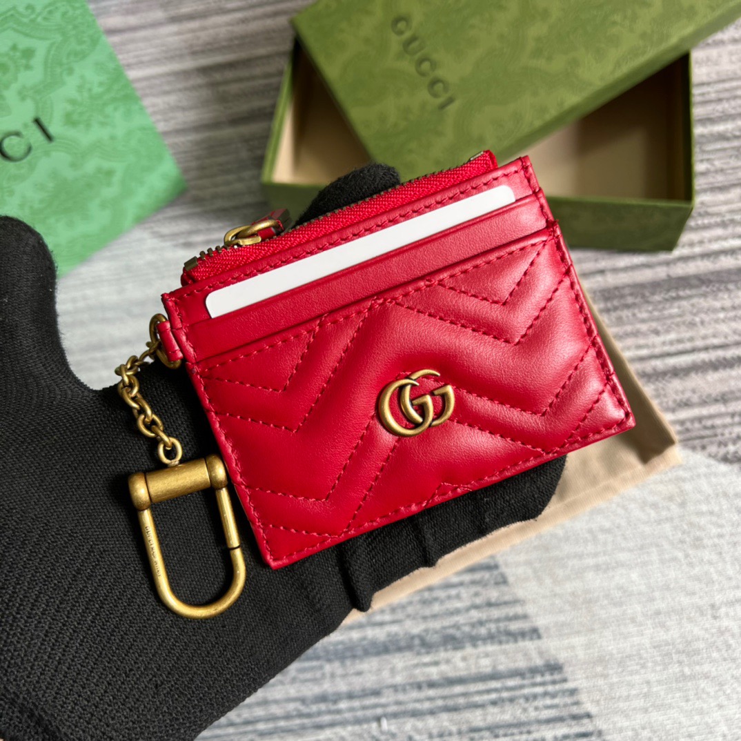 Gucci GG Marmont Keychain Wallet Black/Beige/ Red For Women? 627064 DTDHT 1000 3.9 in/ 10 cm