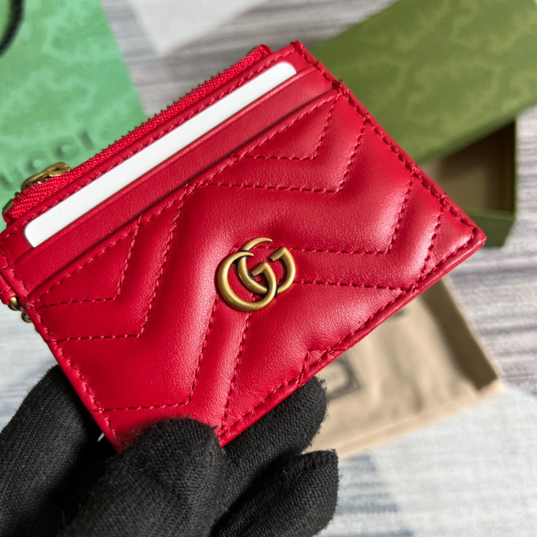 Gucci GG Marmont Keychain Wallet Black/Beige/ Red For Women? 627064 DTDHT 1000 3.9 in/ 10 cm
