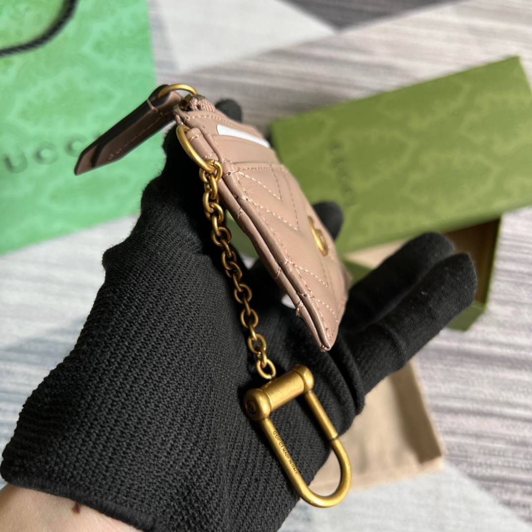 Gucci GG Marmont Keychain Wallet Black/Beige/ Red For Women? 627064 DTDHT 1000 3.9 in/ 10 cm