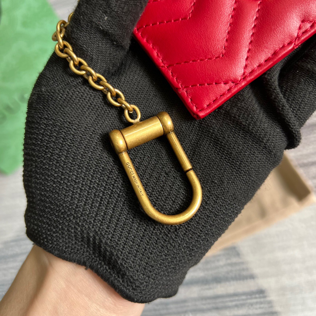 Gucci GG Marmont Keychain Wallet Black/Beige/ Red For Women? 627064 DTDHT 1000 3.9 in/ 10 cm