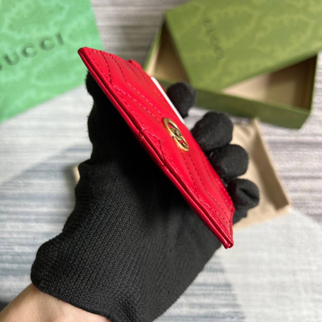 Gucci GG Marmont Keychain Wallet Black/Beige/ Red For Women? 627064 DTDHT 1000 3.9 in/ 10 cm